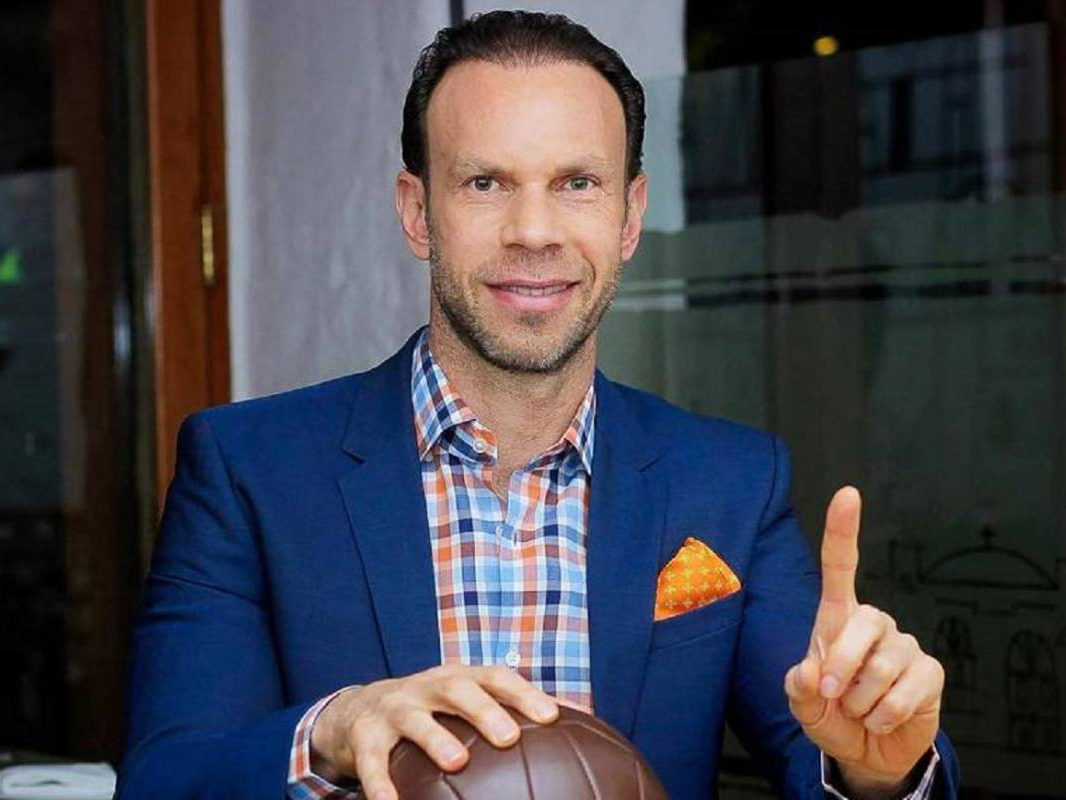 Zague estalla tras fractura de Antonio López en Concachampions