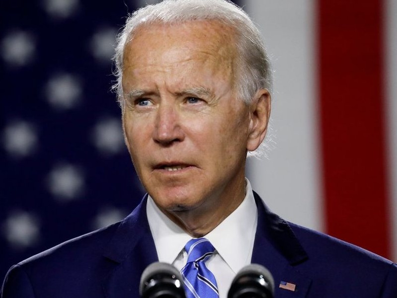 Lanza Biden apuesta laboral a largo plazo