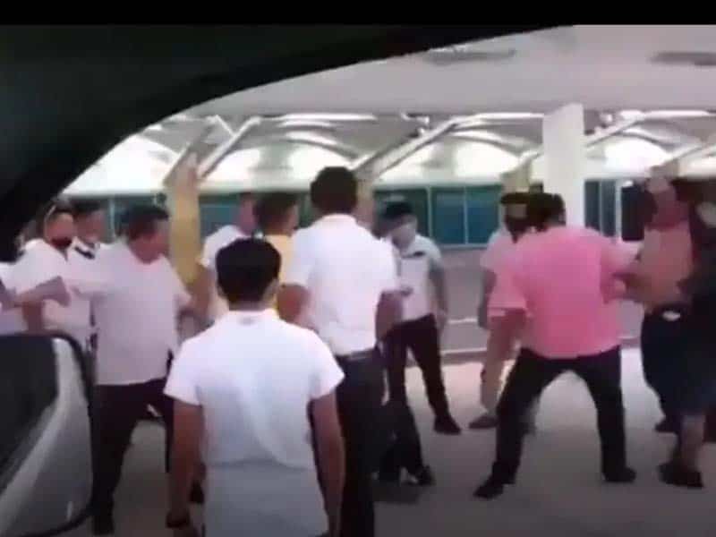 taxistas se pelan en canun