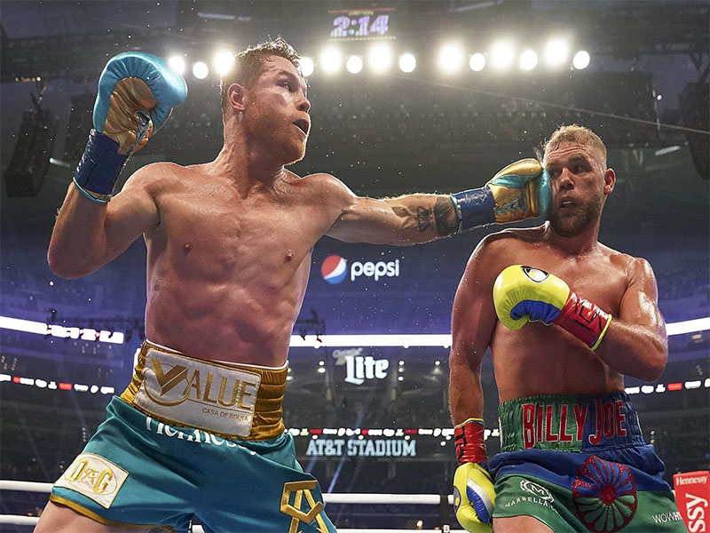 Canelo álvarez deja con varias fracturas a Saunders tras la pelea