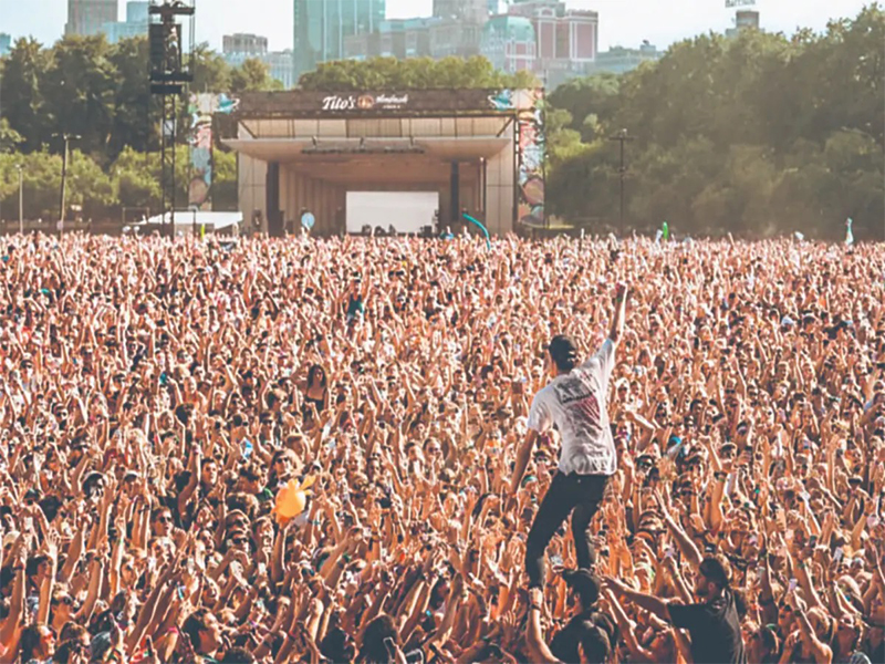 Lollapalooza, con nuevas medidas y un toque mexicano