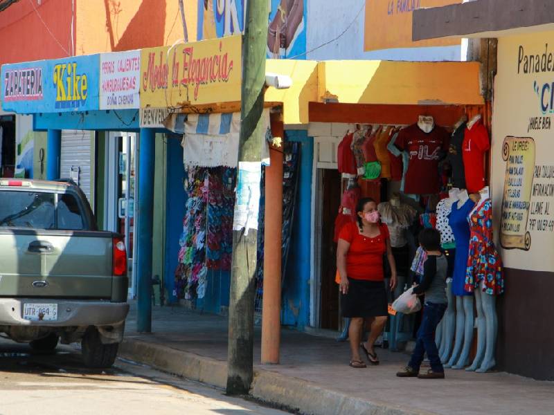 Comerciantes playenses piden frenar contagios de Covid-19