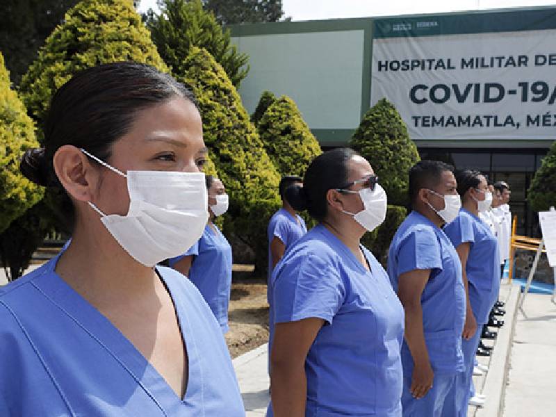 Esenciales y heroínas, AMLO celebra el día de la enfermería