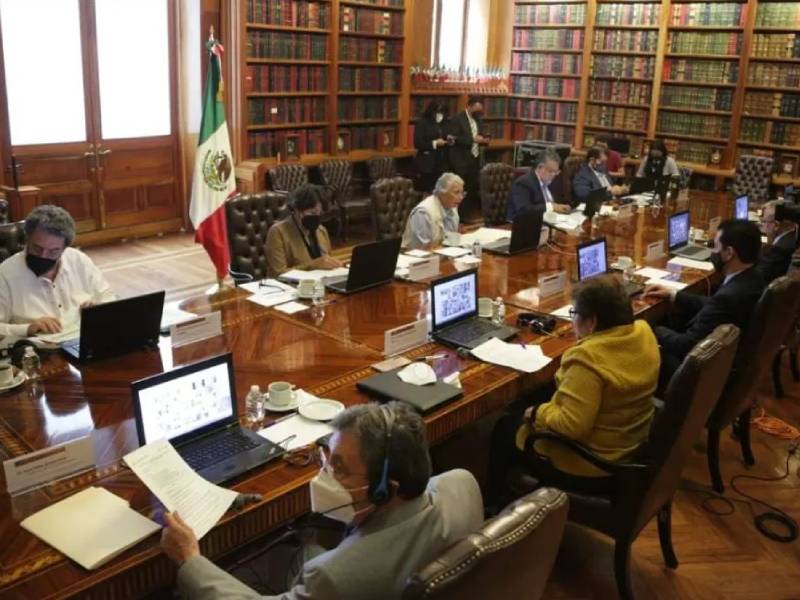 Conago guarda minuto de silencio por víctimas de Línea 12
