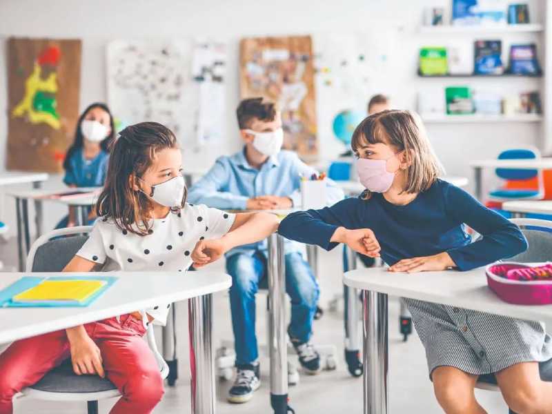 Regreso a clases bebería ser tan solo por convivir: Experta