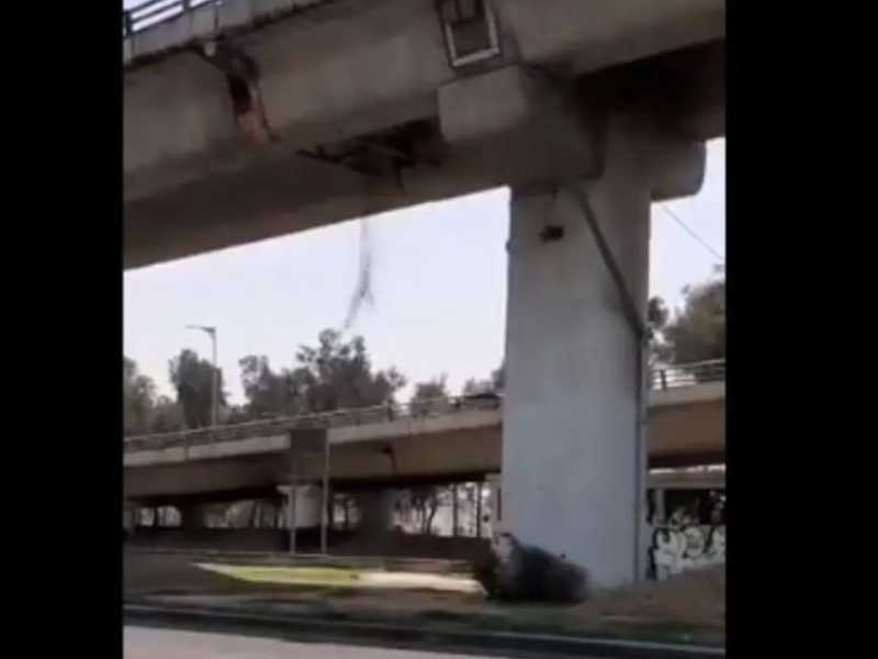 Alertan sobre puente que podría desplomarse en Iztapalapa