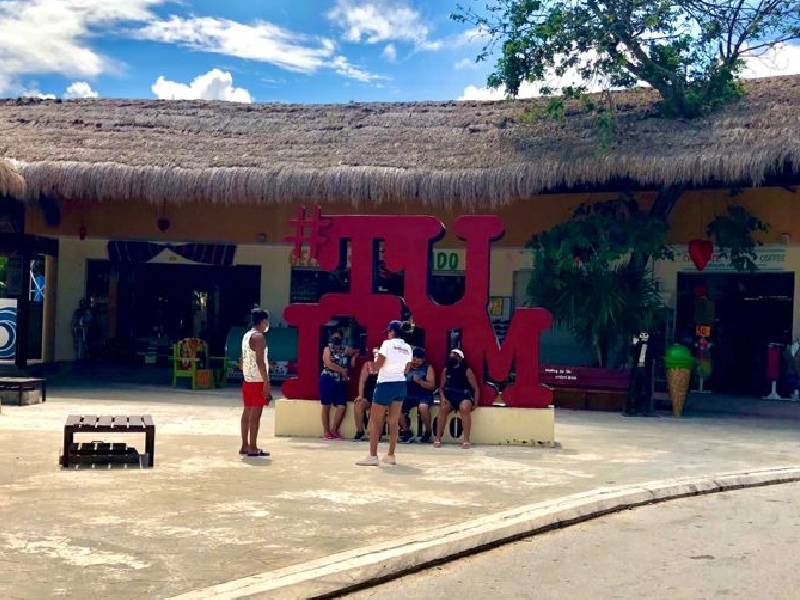 Pega a comerciantes cierre de la Zona Arqueológica de Tulum