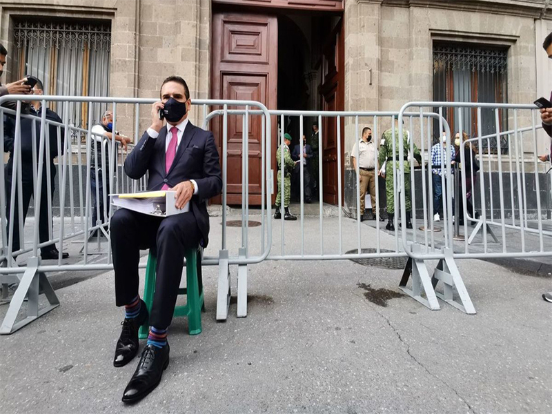 No recibiré a Silvano Aureoles, son temas político electorales: AMLO