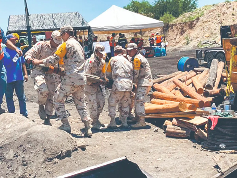 Van 4 mineros rescatados en mina de Múzquiz, Coahuila