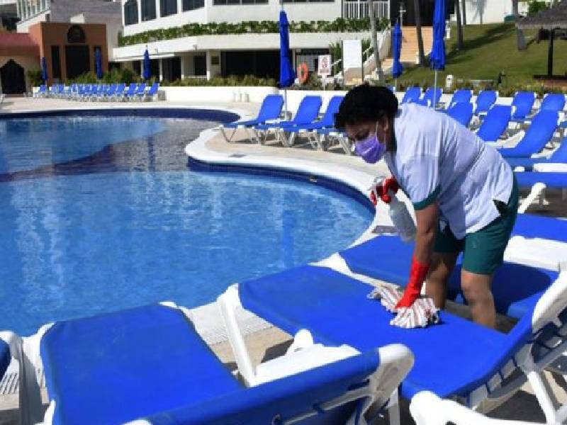 Batallan hoteleros de Tulum para llenar plantillas