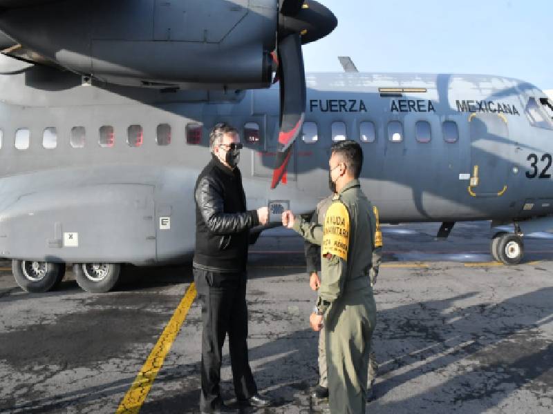 Marcelo Ebrard viaja a Guatemala para donar 150 mil vacunas anticovid