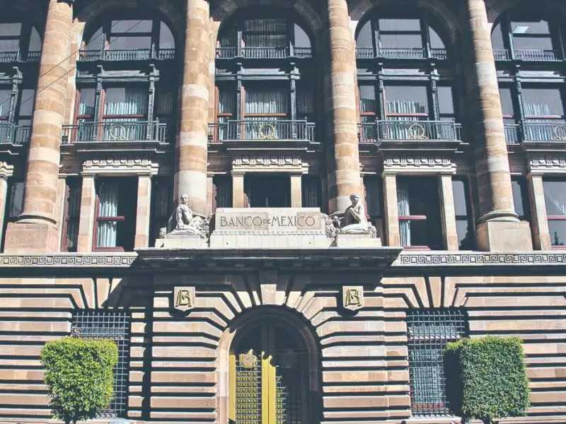 Banxico espera un crecimiento de hasta 7% pero con mayor inflación