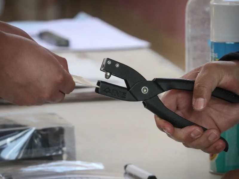 Se queda la oposición con 17 de 29 capitales en juego