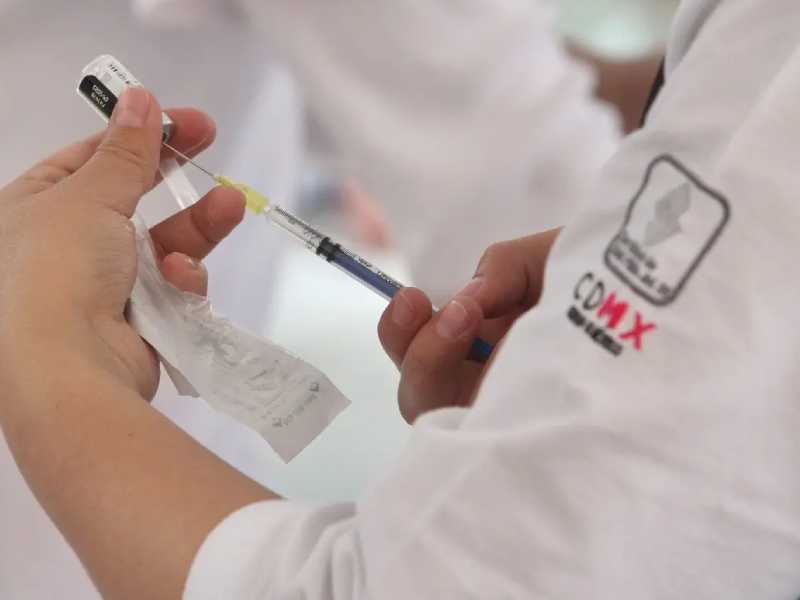 Unión Nacional de Padres de Familia pide ampliar la vacunación