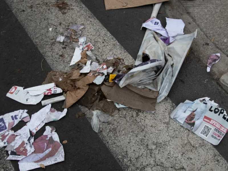 Sólo cuatro alcaldías han retirado la basura electoral
