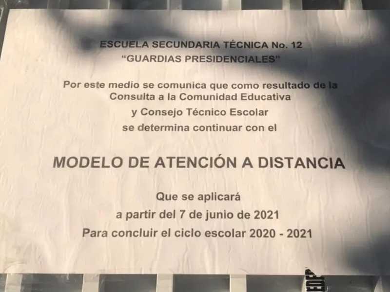 Escuelas permanecen en modelo de atención a sana distancia