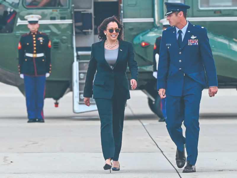 Guatemaltecos acusan al Presidente con Kamala Harris