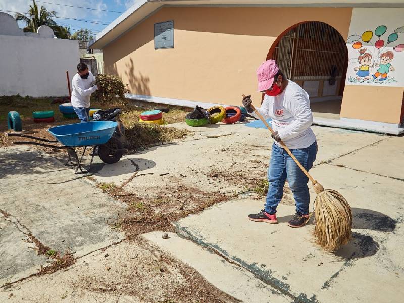 Reporta SEQ 300 escuelas con afectaciones menores