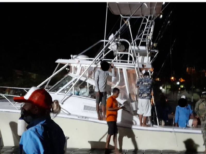 Rescantan a siete personas a la deriva en aguas del Mar Caribe