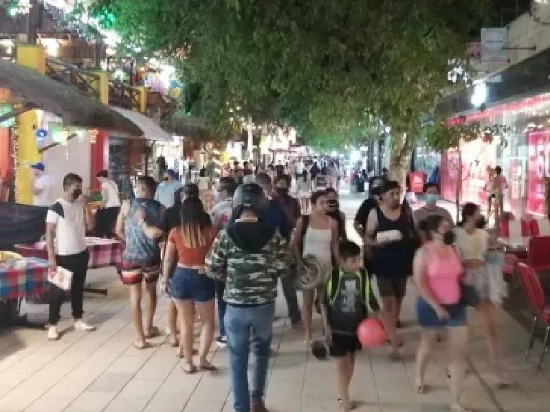 Tulumenses y Playenses señalados de estar negados a usar cubrebocas