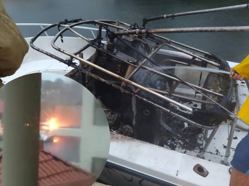 VIDEO. Arde yate en zona residencial de Puerto Aventuras