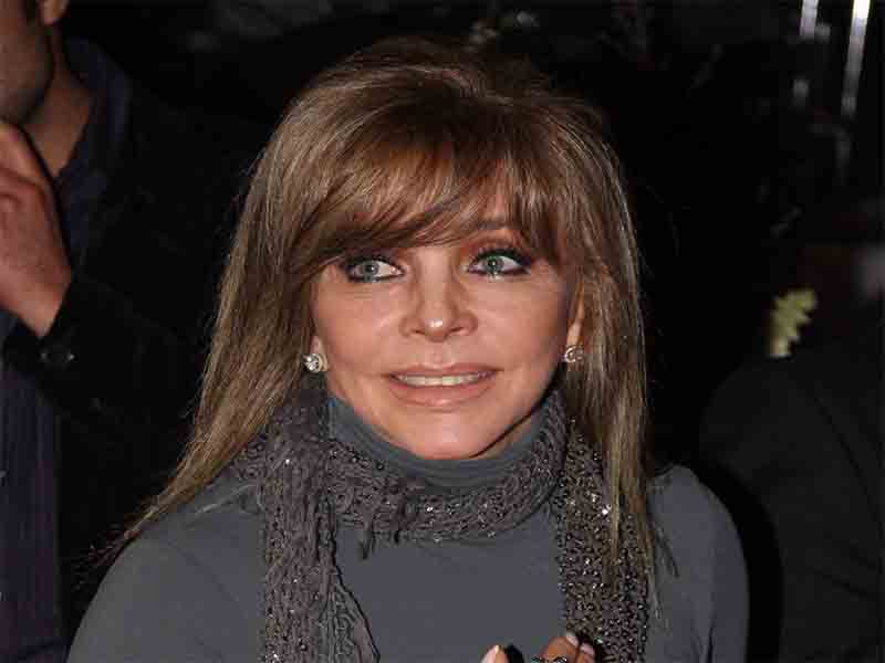 Verónica Castro sorprende a todos con look al natural