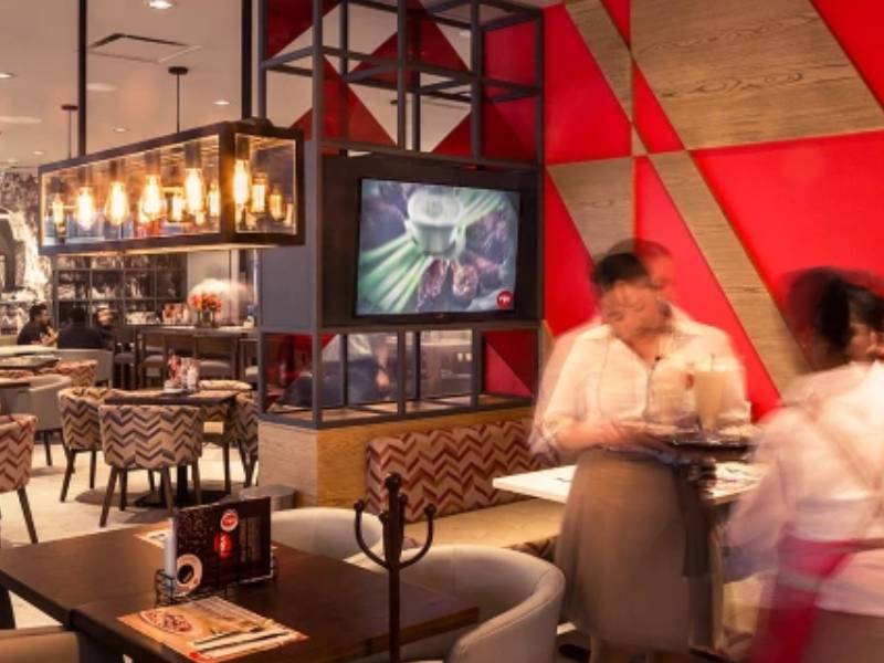 Alsea hila 6 meses consecutivos de alzas en ventas