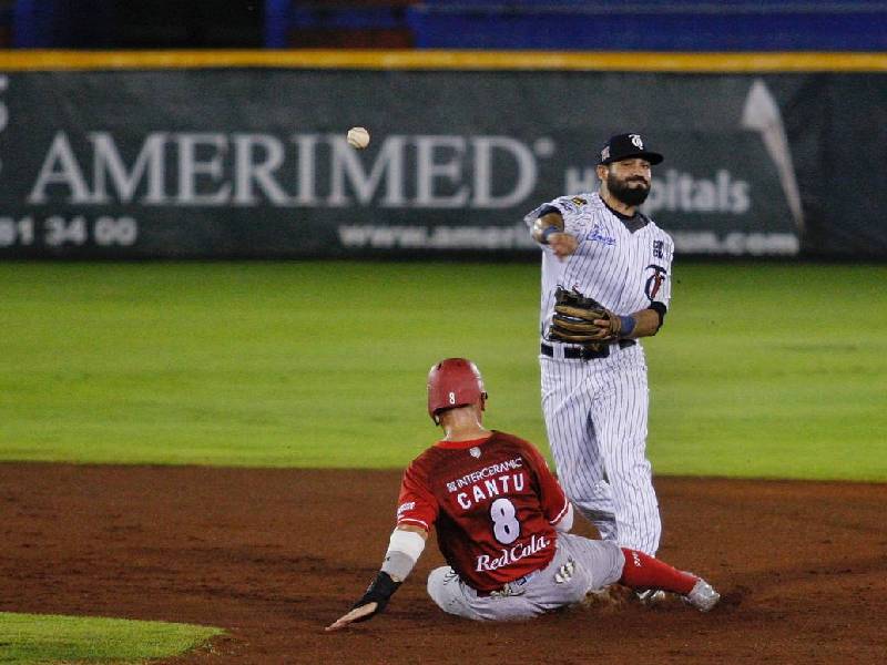 Diablos y Tigres empatan a dos carreras en Cancún