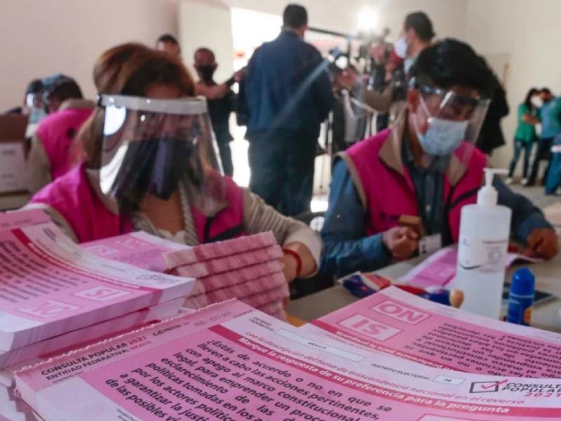 El IEQROO invita a toda la población Quintanarroenses asistir a votar este 1 de agosto en la consulta popular.