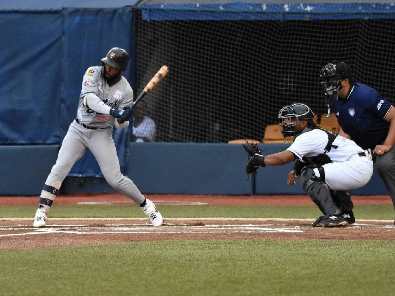 Guerreros gana 4-3 a Tigres en cerrado juego celebrado en Oaxaca
