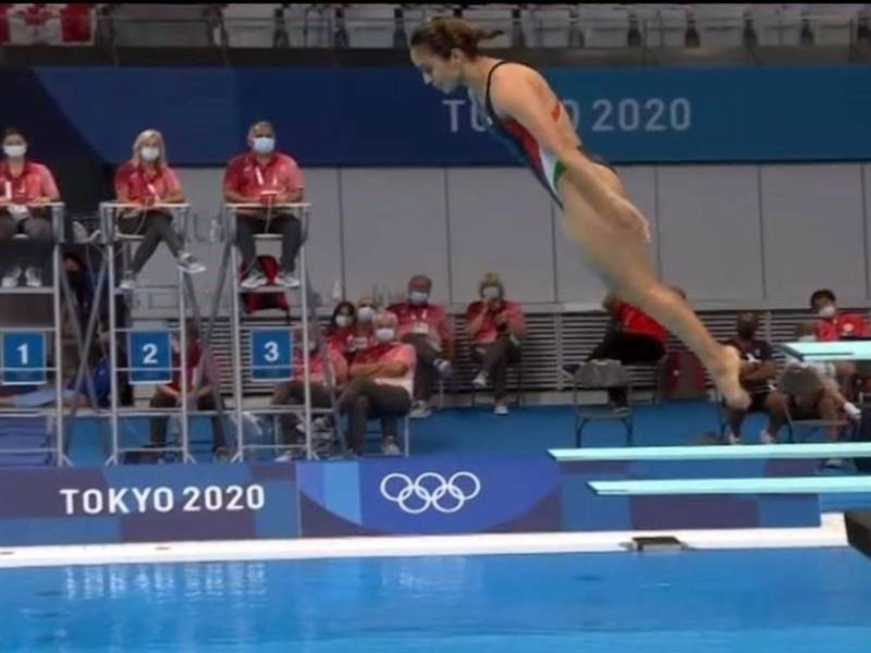 La clavadista mexicana Arantxa Chávez recibe cero de calificación