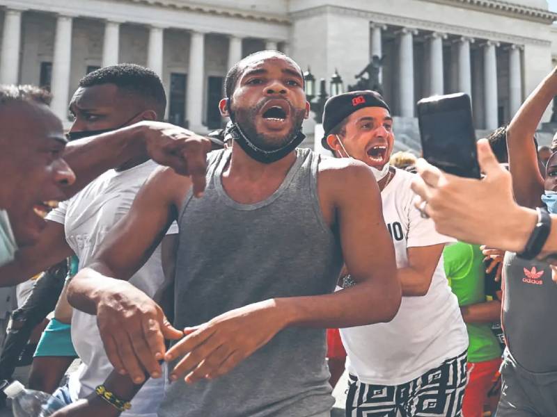 Sudamérica, en un círculo vicioso entre protestas y pandemia