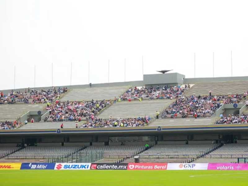 En bloques regresó la afición a CU en partido de Pumas femenil