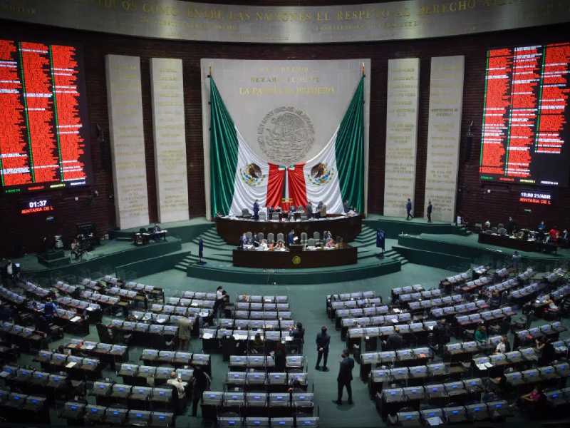 Diputados dejarán sus curulesÔÇª y también leyes pendientes