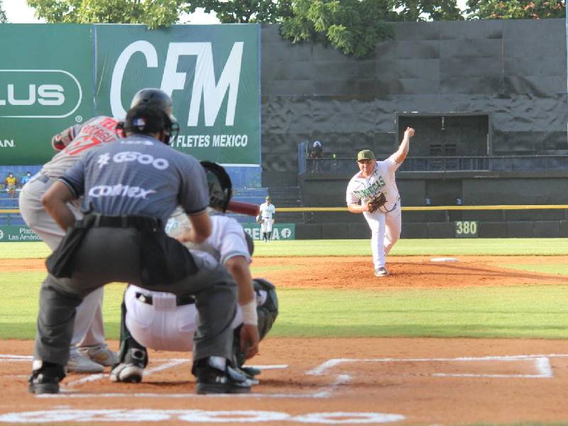 Tigres de Quintana Roo barre en tres juegos a los Olmecas en Tabasco