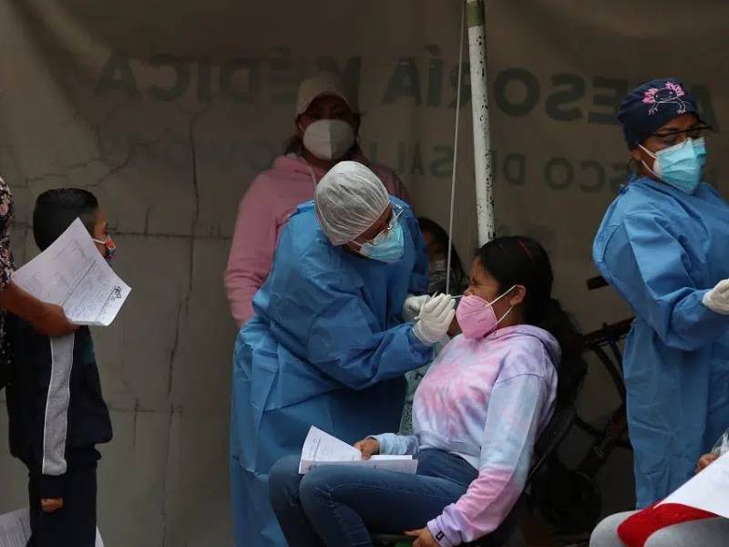 CDMX se mantiene en naranja y bajan las hospitalizaciones por Covid-19