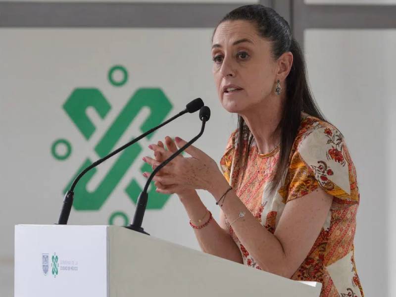 Sheinbaum contradice a la Secretaría de Salud: CDMX está en naranja