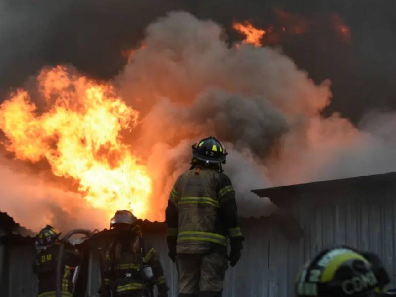 ¿Por qué no cualquiera es bombero?, entérate en su día