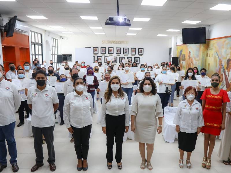 Benito Juárez, primer municipio certificado en competencias de atención al público