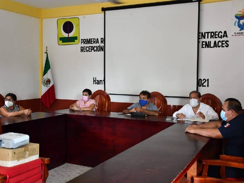 No desalojan a pobladores de Holbox, pese a cercanía de huracán "Grace"