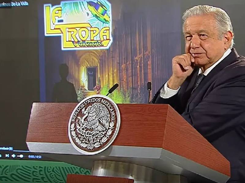 La historia de ÔÇ£Los Caminos de la VidaÔÇØ, la canción con la que AMLO cerró la mañanera