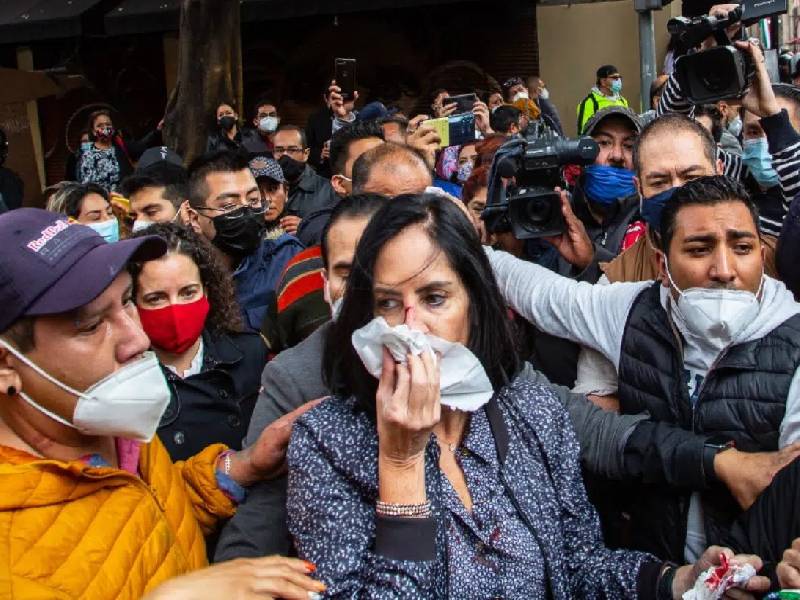 Video. Agreden policías a alcaldes electos en la CDMX