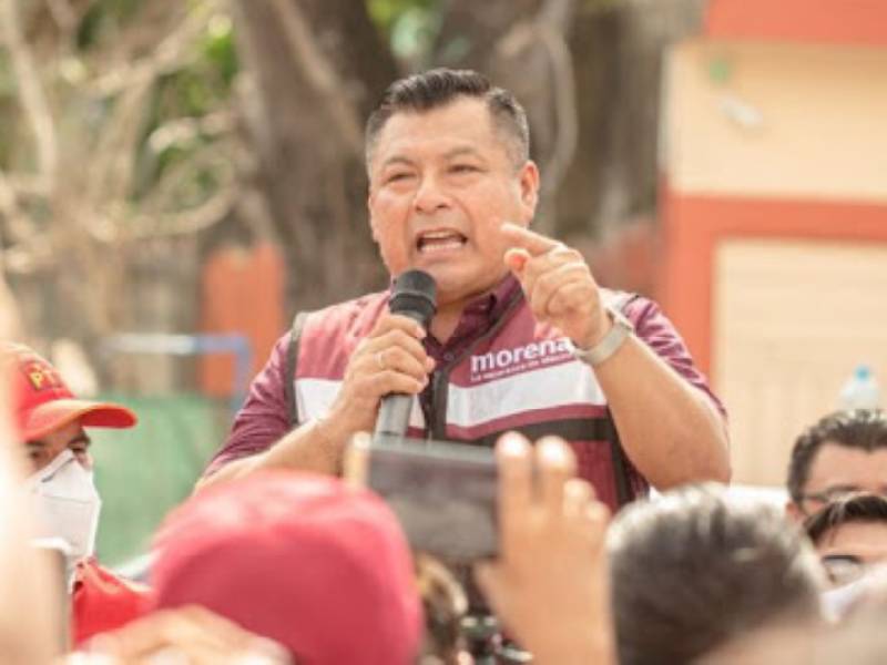 AMLO aprueba a Marciano Dzul por ser Maya