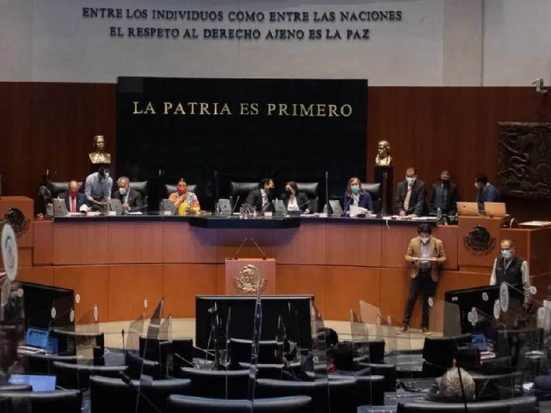 Senadores del PAN piden a la Suprema Corte resolver la controversia constitucional
