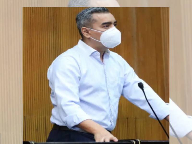 "No soy diputade": Diputado arremete contra el lenguaje inclusivo