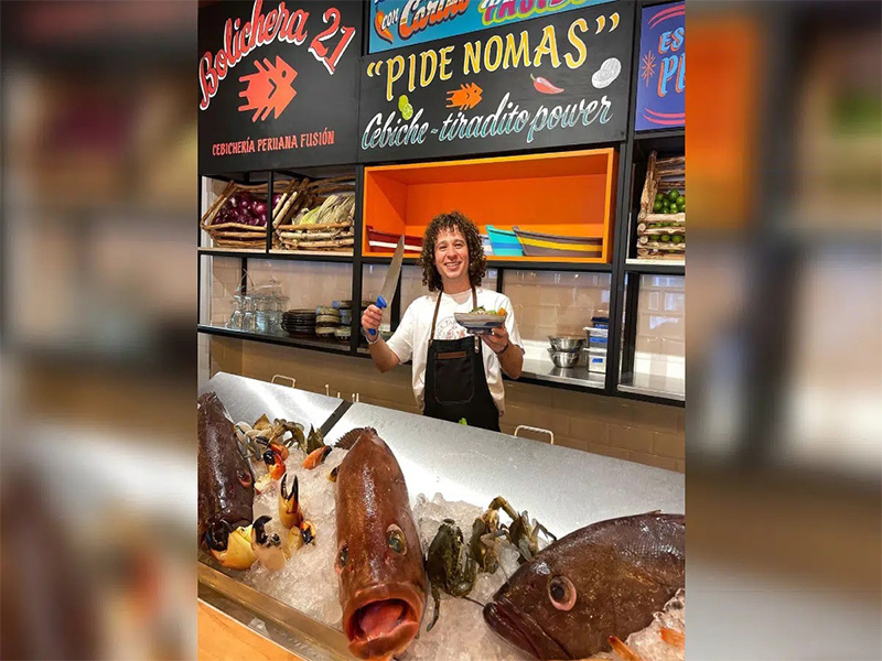 Luisito Comunica abre su nuevo restaurante ÔÇ£Bolichera 21ÔÇØ