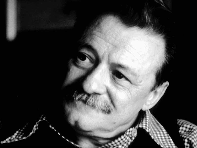 Conoce la historia de ÔÇ£PocillosÔÇØ, cuento escrito por Mario Benedetti