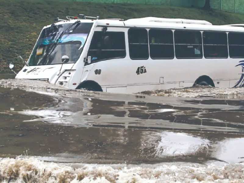 Reportan dos desaparecidos en Guerrero tras las lluvias