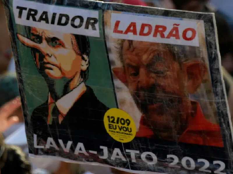 De 'chile, dulce y manteca' marchan contra bolsonaro