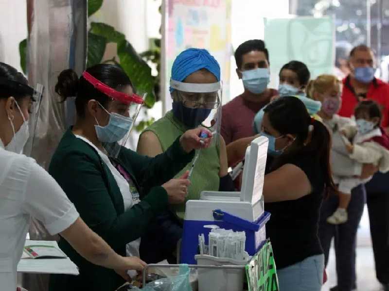 Vacunación contra la influenza iniciaría en octubre: AMLO